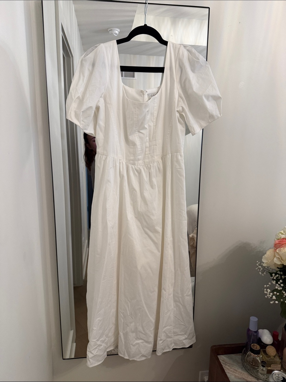 Wayf White Puff-Sleeve Maxi Dress